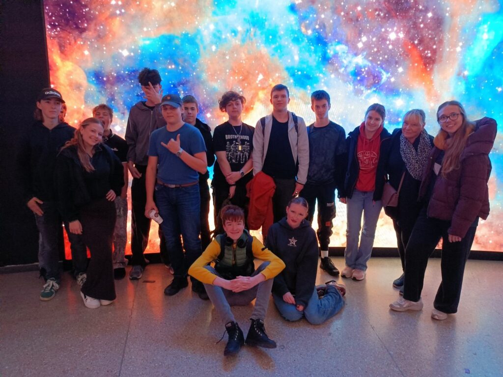 Návštěva modernizovaného Planetária 9